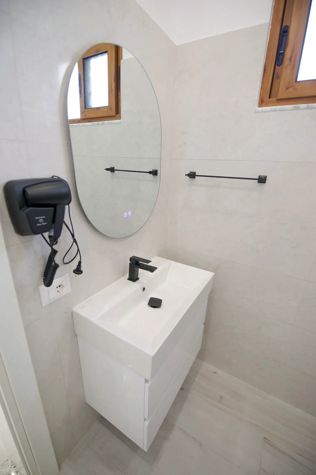Era e Liqenit accommodation